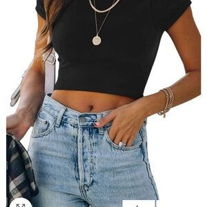 ReoRia Black Women's Crop Top